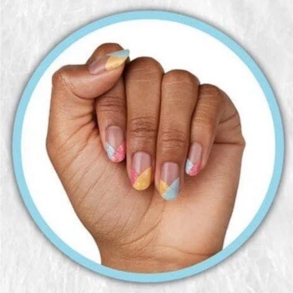*Exclusive* Color Street: Blue Haven | Pastel Baby Pale Spring Curved French Tip